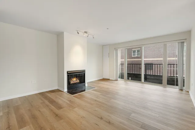 $379,000 | 1800 Dewes Street, Unit 202, Glenview, IL 60025