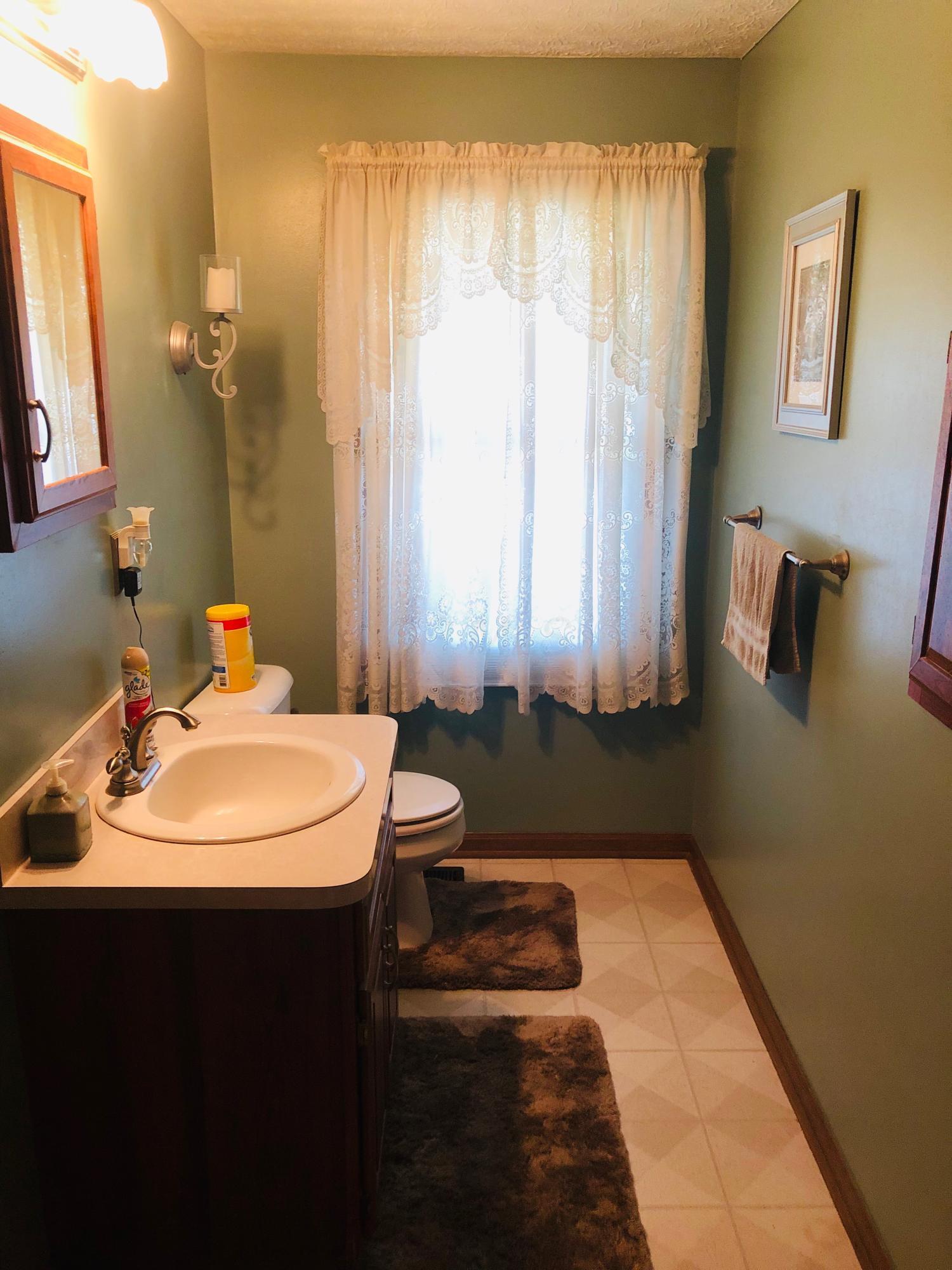 1663 Snoke Road Southwest Lancaster, OH 43130 - Photo 17 of 23