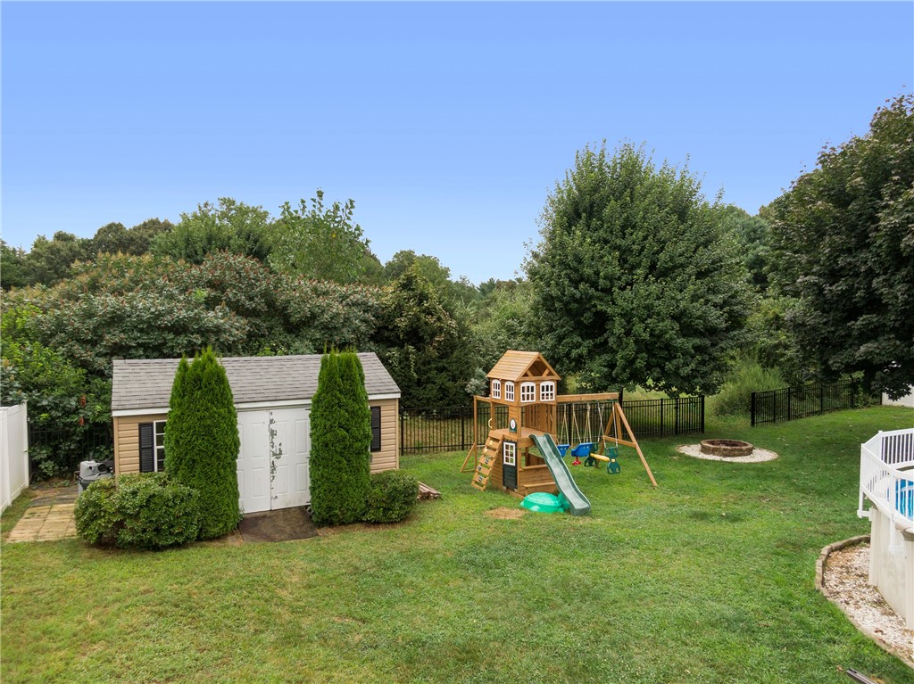 2 Englewood Road Coventry, RI 02816 - Photo 7 of 40 Gallery Image 7