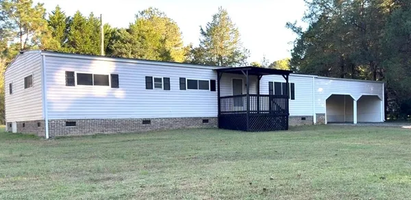 $226,500 | 2202 Woodfield Drive, Sophia, NC 27350