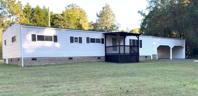 $248,000 | 2202 Woodfield Drive, Sophia, NC 27350