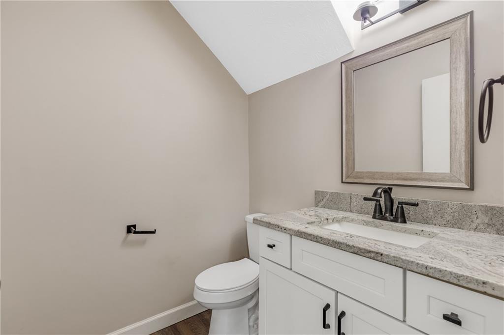 725 Anderson Walk Marietta, GA 30062 - Photo 14 of 28