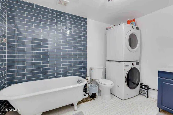 $335,000 | 214 East Alice Avenue, Phoenix, AZ 85020