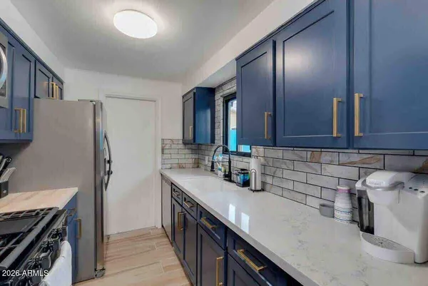 $335,000 | 214 East Alice Avenue, Phoenix, AZ 85020