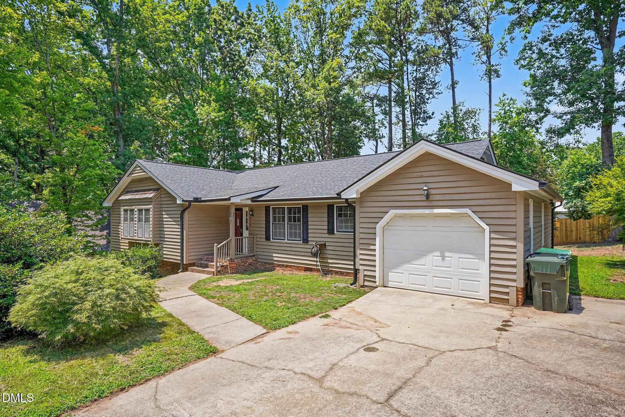 405 Lynchester Court Raleigh, NC 27615 - Photo 2 of 28 002_file_7512