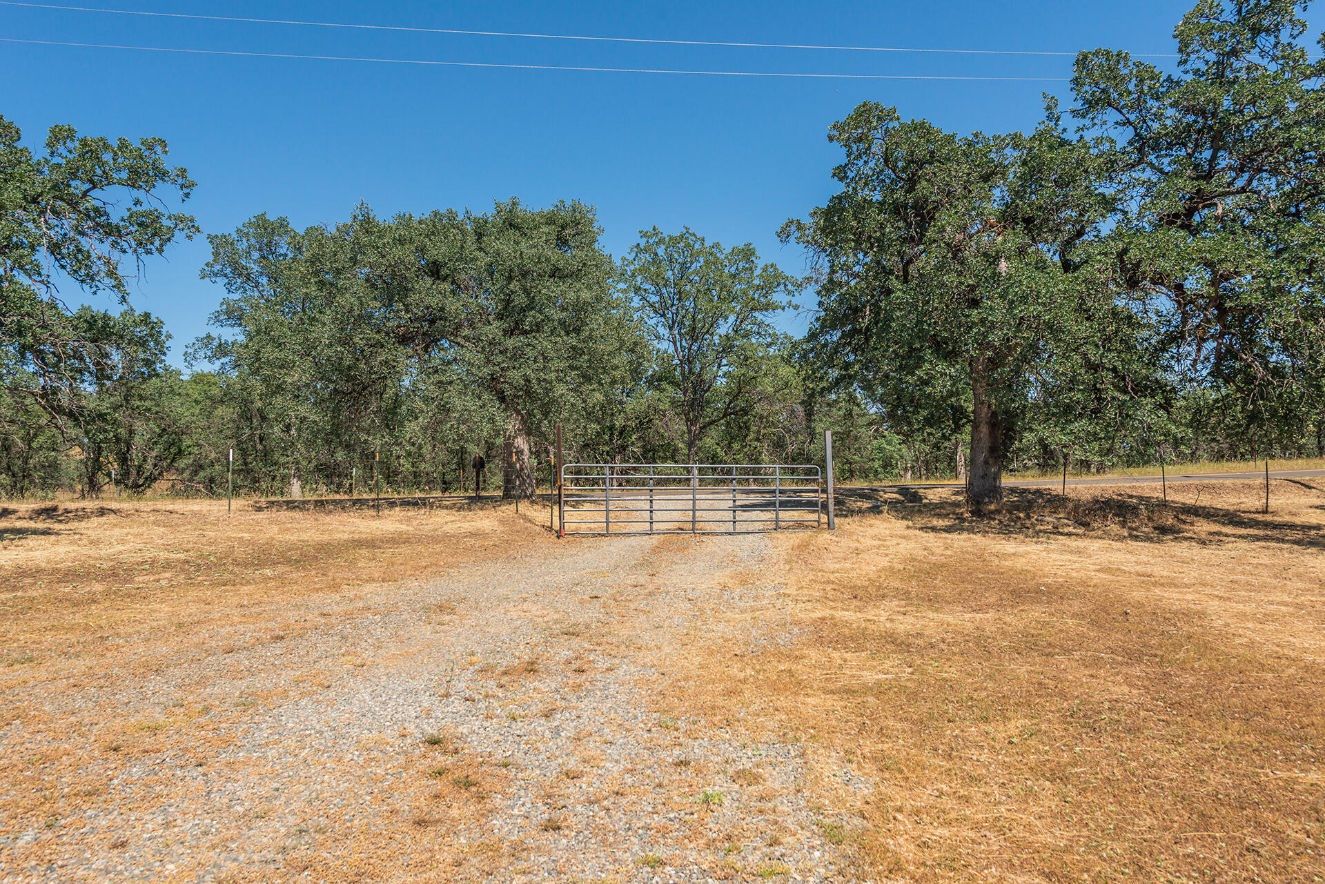 13575 Gas Point Road Igo, CA 96047 - Photo 1 of 59 Gated Entry