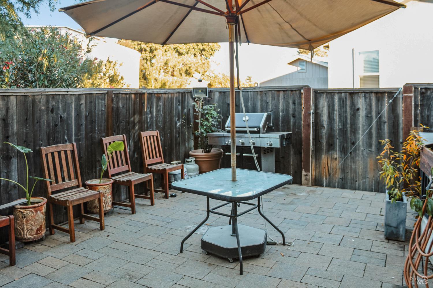 228 Yosemite Road San Rafael, CA 94903 - Photo 16 of 29