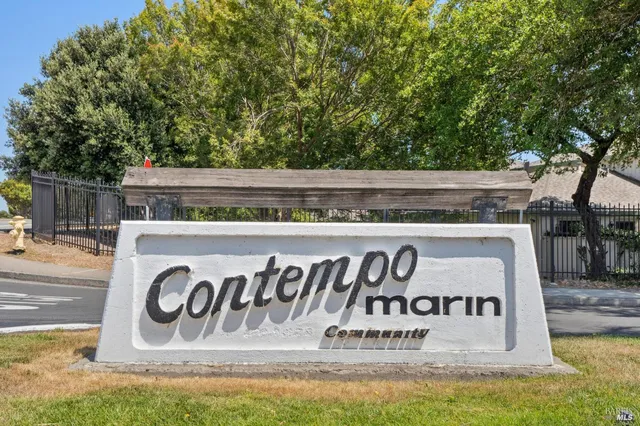 a view of a backyard of the house