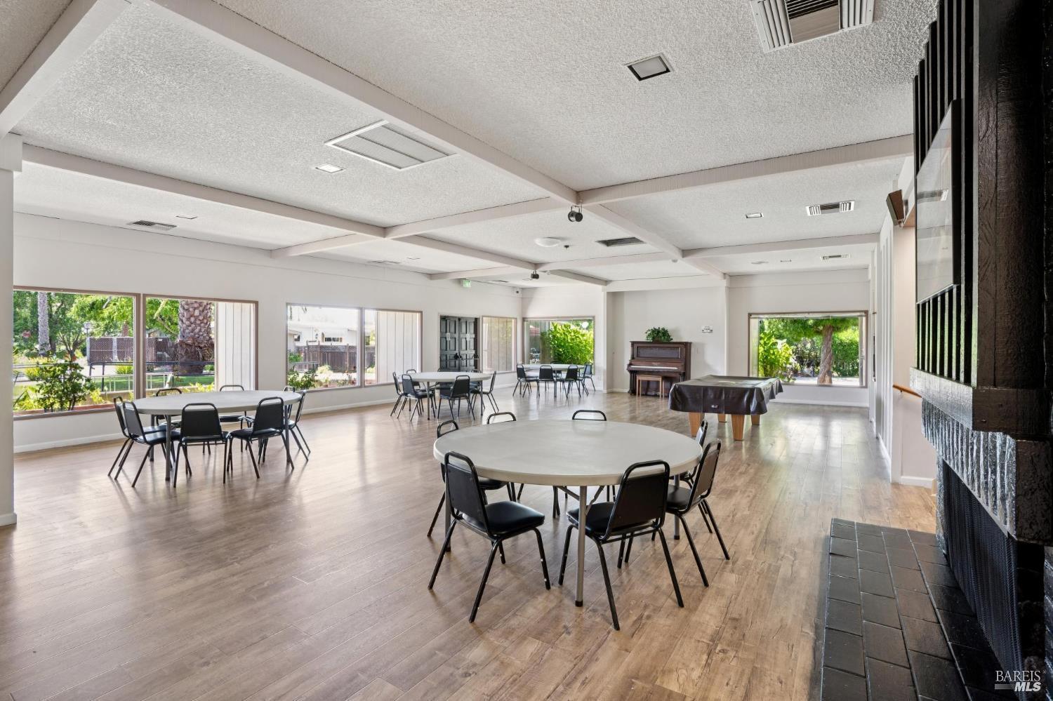 228 Yosemite Road San Rafael, CA 94903 - Photo 26 of 29