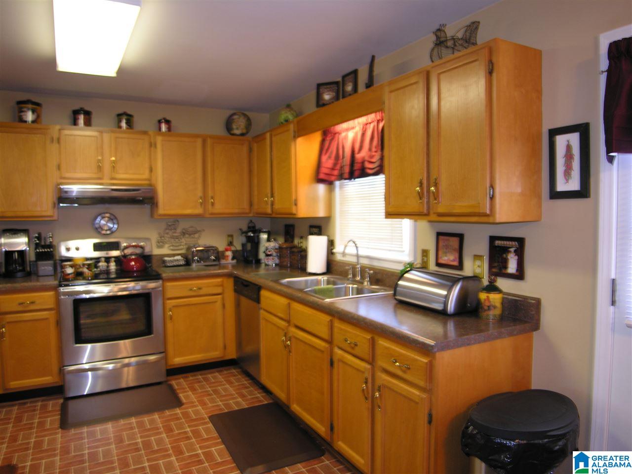 219 Southwood Road Birmingham, AL 35209 - Photo 8 of 37