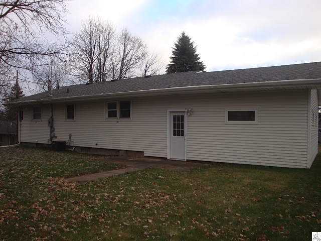 115 Anchor Street Proctor, MN 55810 - Photo 3 of 17 Gallery Image 3