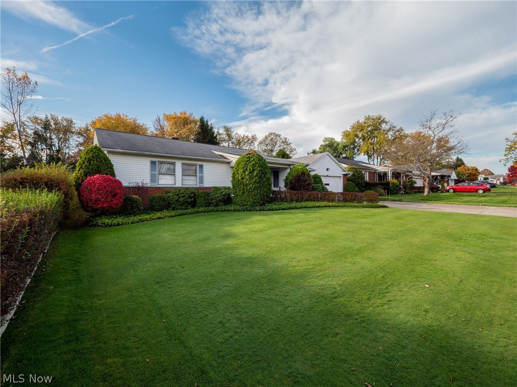 6550 Longridge Road Cleveland, OH 44124 - Photo 2 of 12 Gallery Image 2