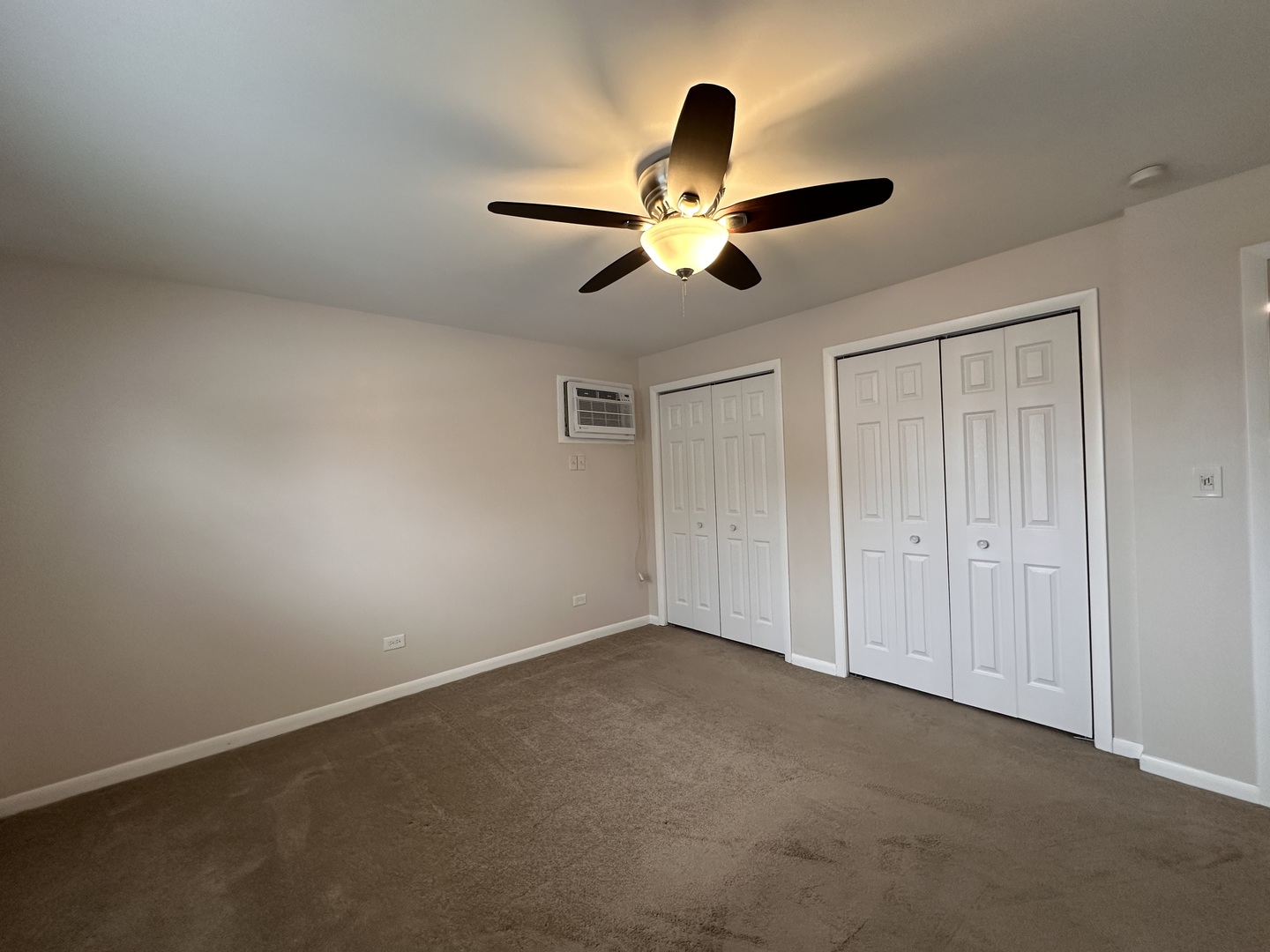 4525 Elm Avenue, Unit 2B Brookfield, IL 60513 - Photo 12 of 17