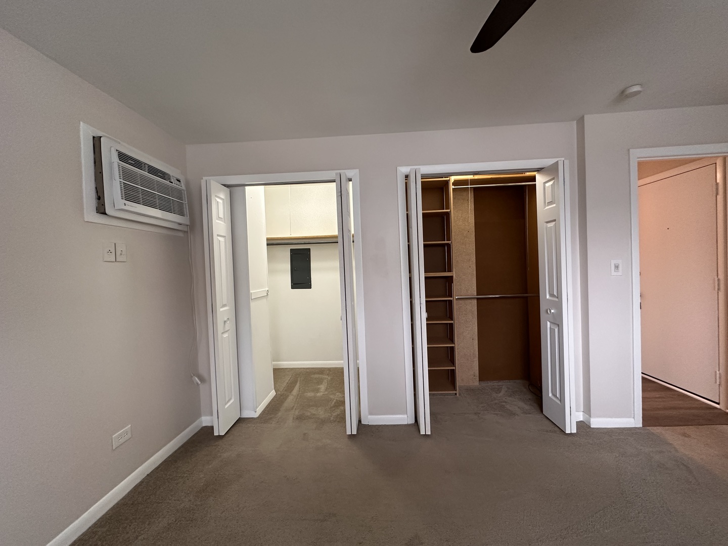 4525 Elm Avenue, Unit 2B Brookfield, IL 60513 - Photo 14 of 17