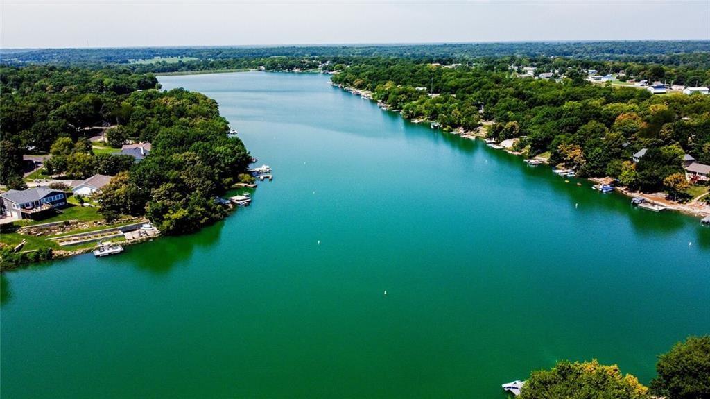 6 Misty Lane Lacygne, KS 66040 - Photo 3 of 16
