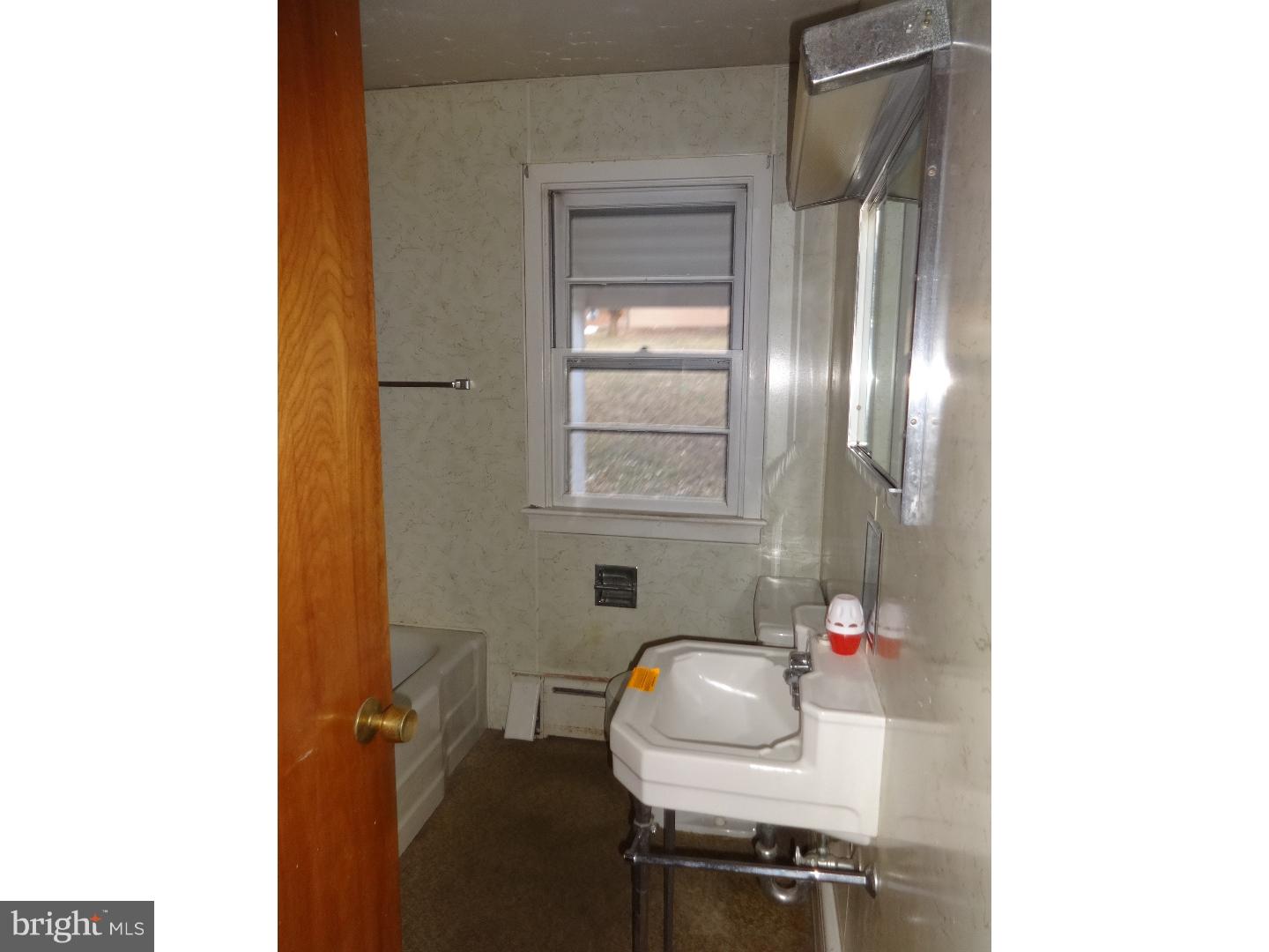 4549 Sefranka Road Temple, PA 19560 - Photo 6 of 21 Gallery Image 6