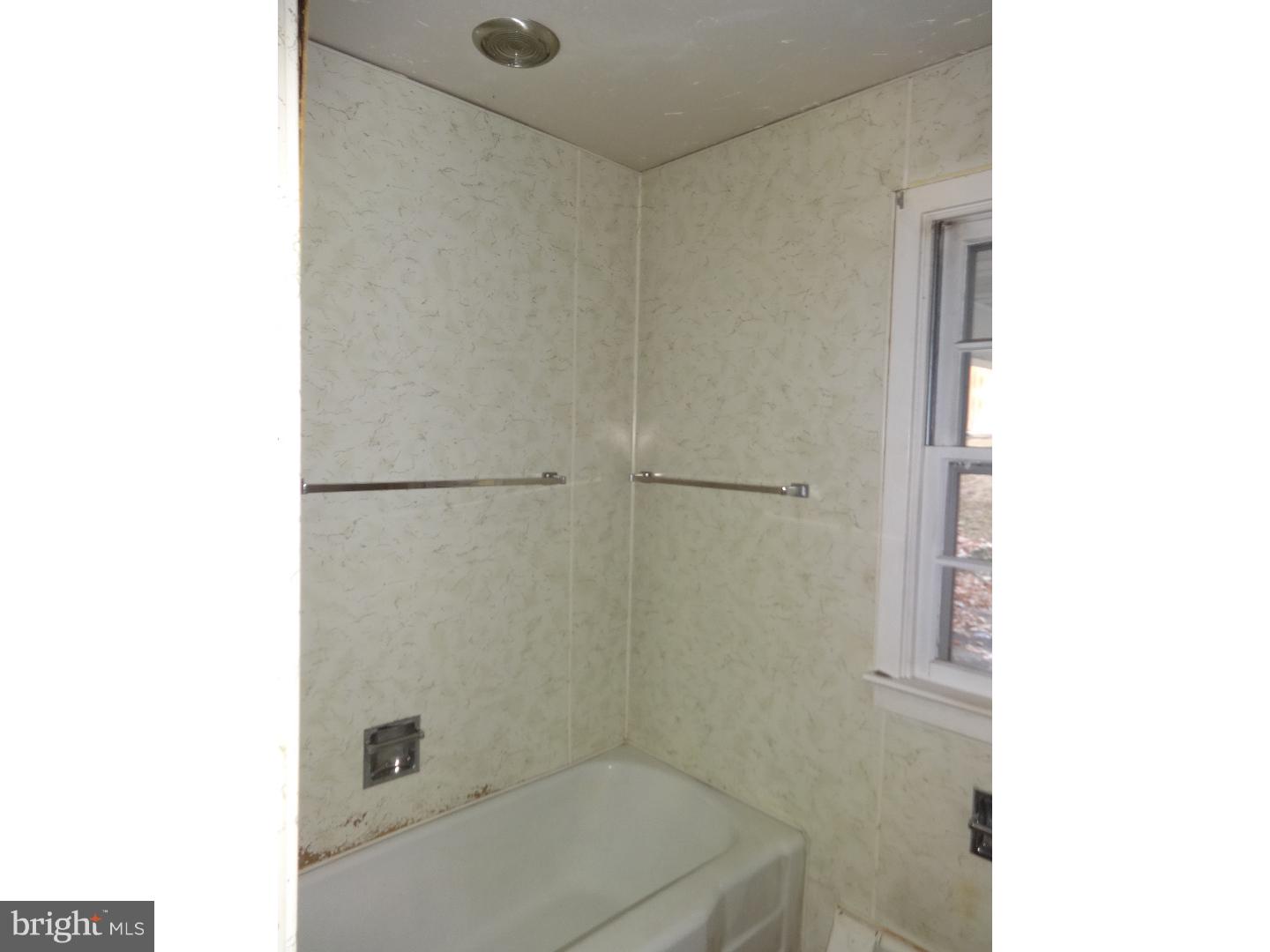 4549 Sefranka Road Temple, PA 19560 - Photo 7 of 21 Gallery Image 7