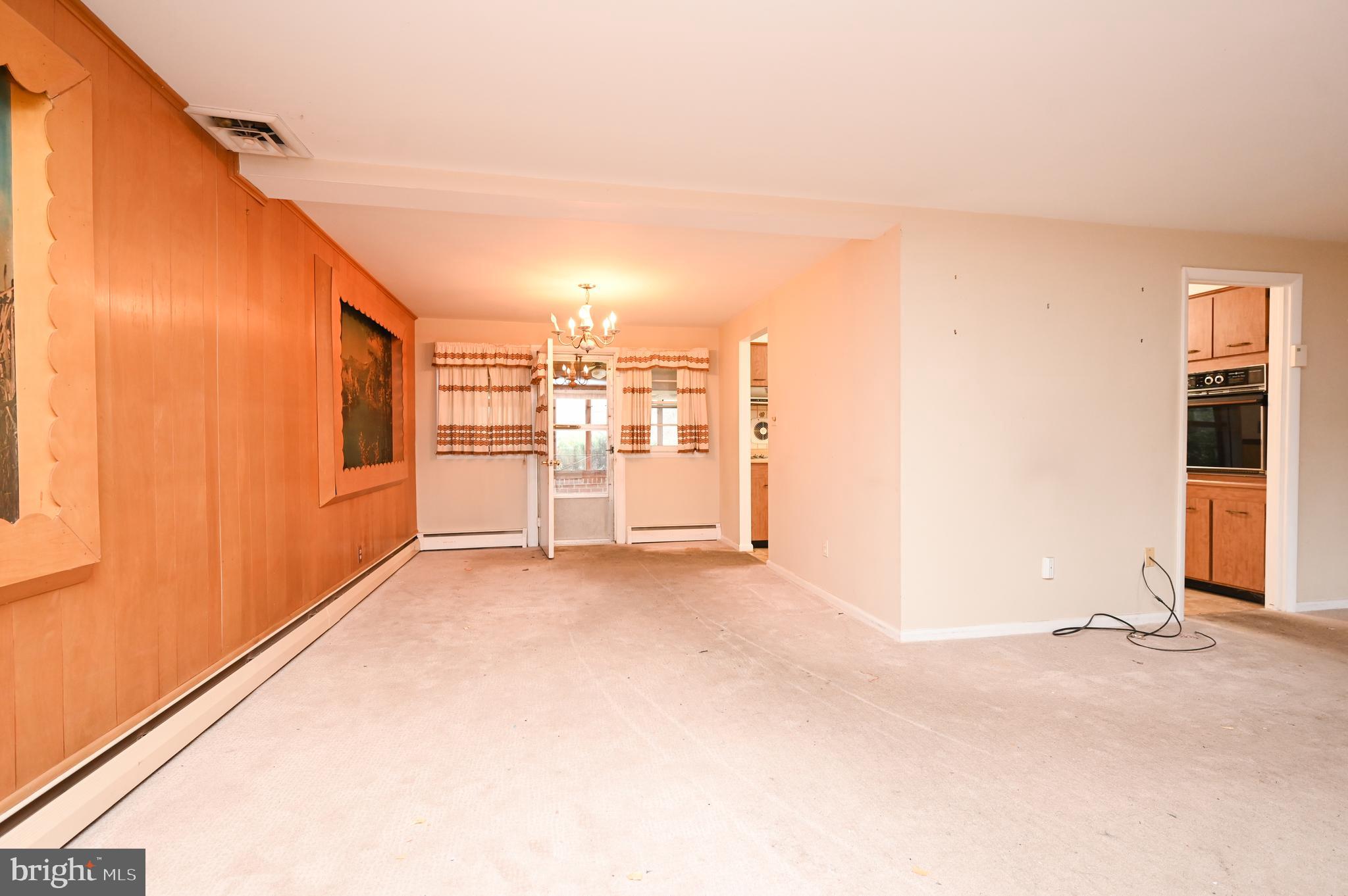 2103 Folkstone Road Lutherville-Timonium, MD 21093 - Photo 13 of 36 Gallery Image 13