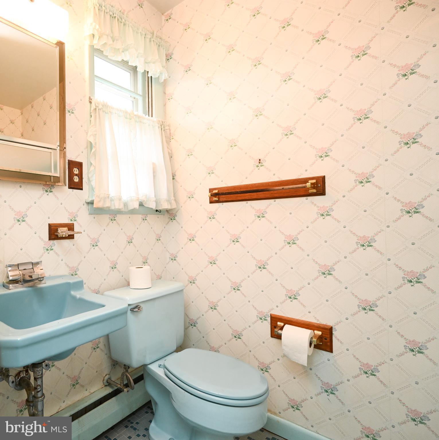 2103 Folkstone Road Lutherville-Timonium, MD 21093 - Photo 32 of 36 Gallery Image 32
