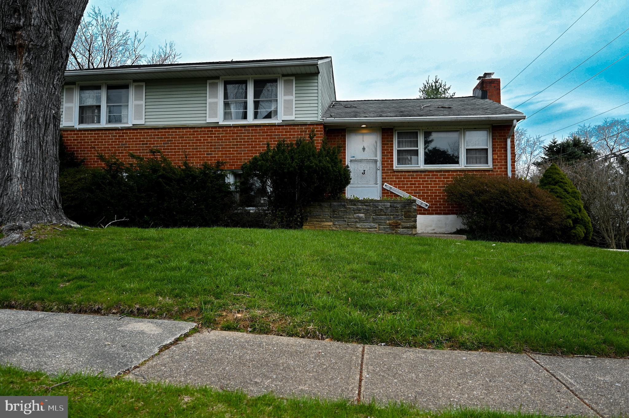 2103 Folkstone Road Lutherville-Timonium, MD 21093 - Photo 4 of 36 Gallery Image 4