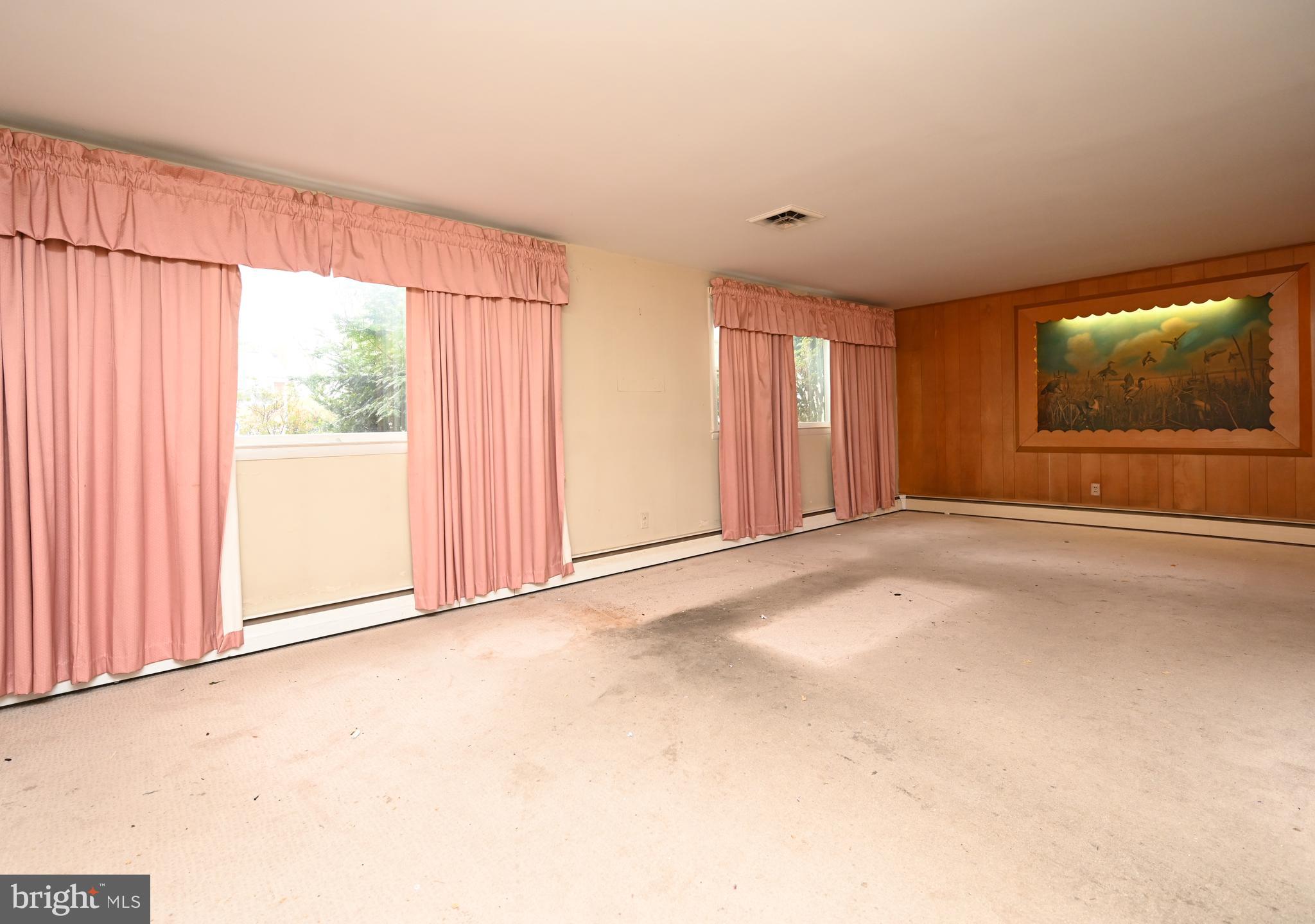 2103 Folkstone Road Lutherville-Timonium, MD 21093 - Photo 9 of 36 Gallery Image 9