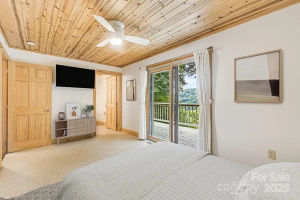 $460,000 | 73 Oak Ridge Court, Unit 698 & 699, Mars Hill, NC 28754