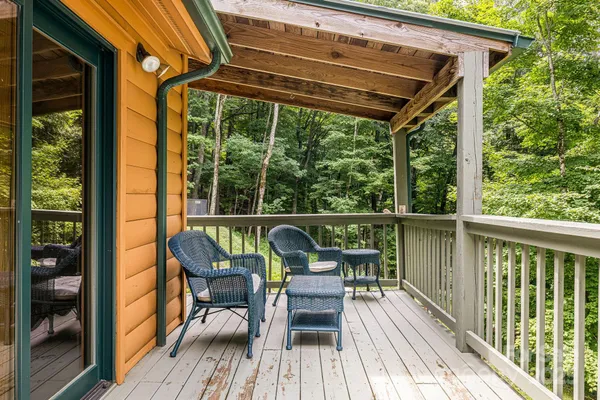 $460,000 | 73 Oak Ridge Court, Unit 698 & 699, Mars Hill, NC 28754