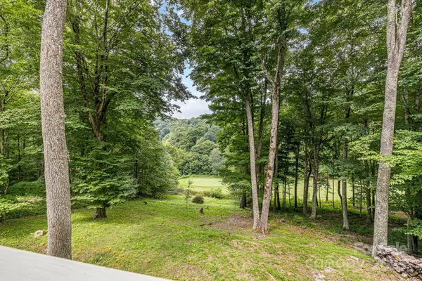 $460,000 | 73 Oak Ridge Court, Unit 698 & 699, Mars Hill, NC 28754