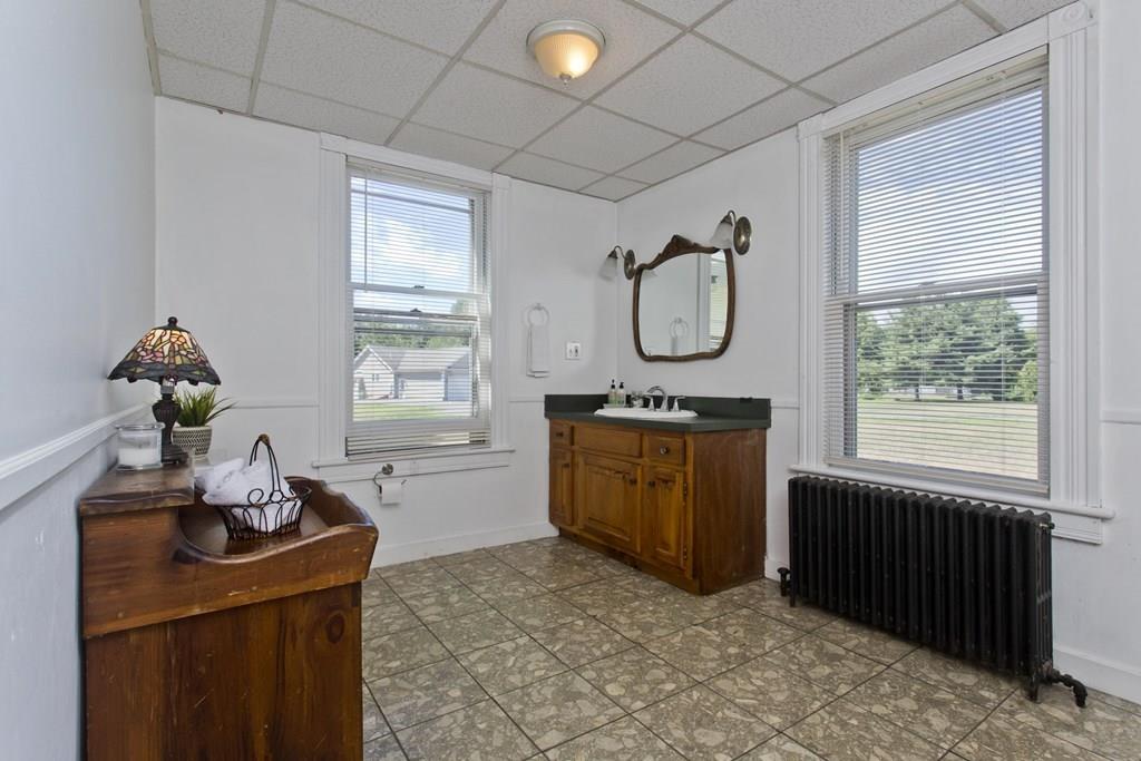 431 Main Road Granville, MA 01034 - Photo 8 of 30 Gallery Image 8