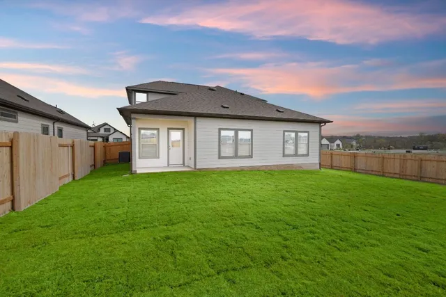 $349,000 | 130 Ayres Horn, Cedar Creek, TX 78612