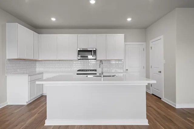 $349,000 | 130 Ayres Horn, Cedar Creek, TX 78612