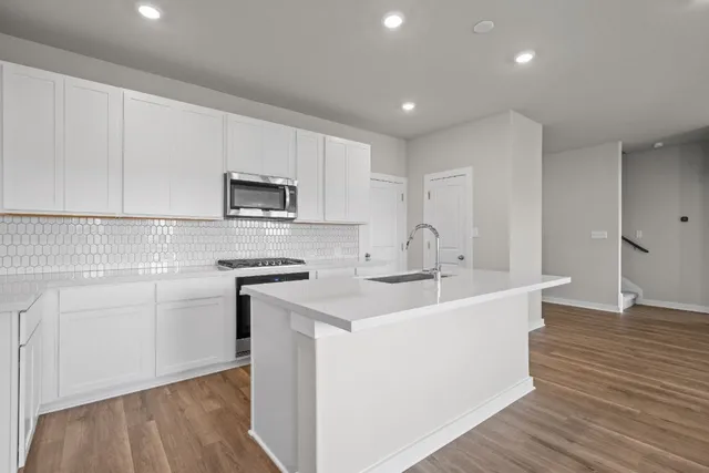 $349,000 | 130 Ayres Horn, Cedar Creek, TX 78612