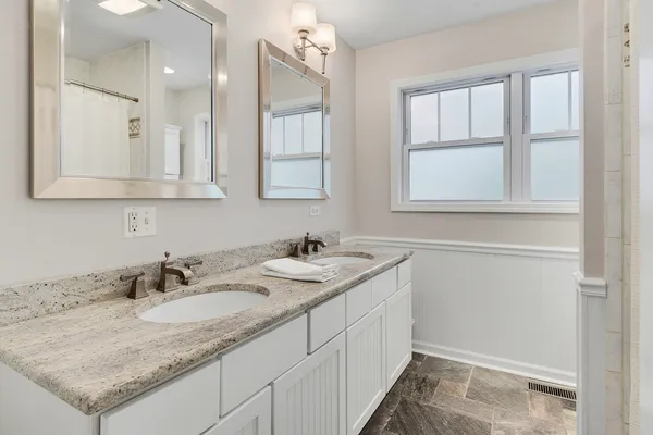 $475,000 | 203 South Hudson Street, Westmont, IL 60559