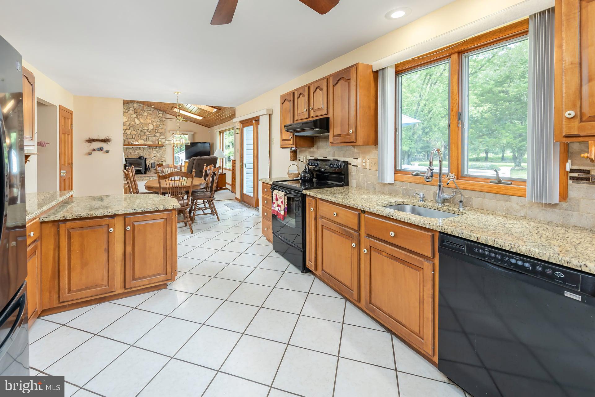 1089 Chews Landing Road Clementon, NJ 08021 - Photo 8 of 60 Gallery Image 8