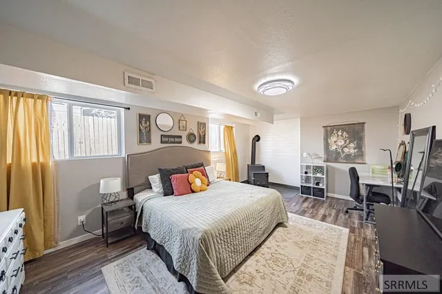 $305,000 | 2109 John Adams Parkway, Idaho Falls, ID 83401