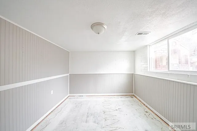 $305,000 | 2109 John Adams Parkway, Idaho Falls, ID 83401