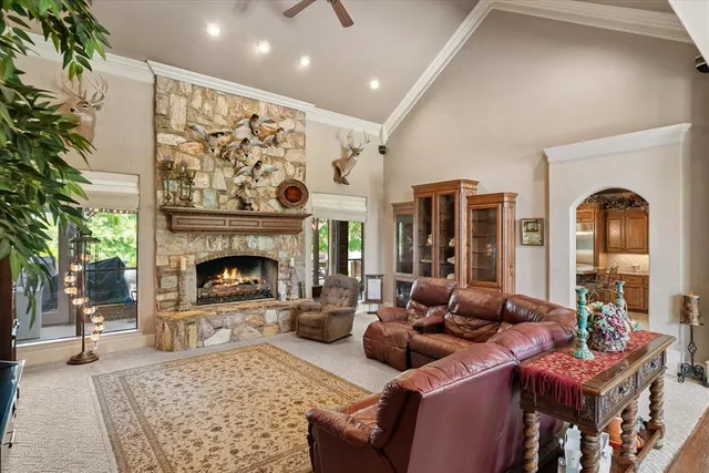 $1,950,000 | 106 Lynne Circle, Mabank, TX 75156