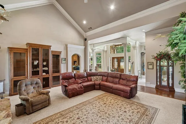 $1,950,000 | 106 Lynne Circle, Mabank, TX 75156