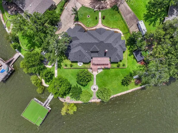 $1,950,000 | 106 Lynne Circle, Mabank, TX 75156