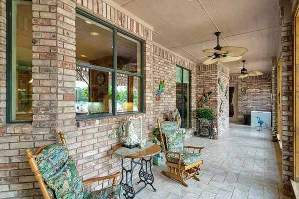 $1,950,000 | 106 Lynne Circle, Mabank, TX 75156
