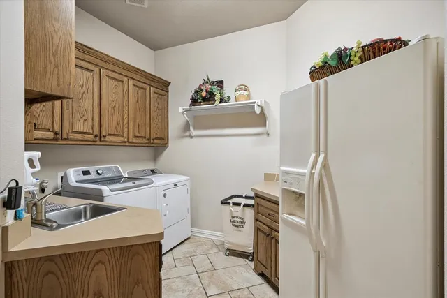 $1,950,000 | 106 Lynne Circle, Mabank, TX 75156