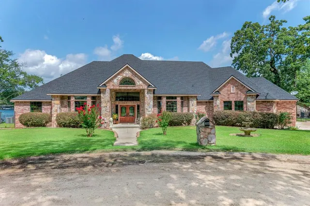 $1,950,000 | 106 Lynne Circle, Mabank, TX 75156