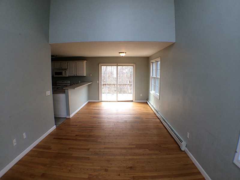 45 Batterson Avenue Westerly, RI 02891 - Photo 4 of 15 Entry.