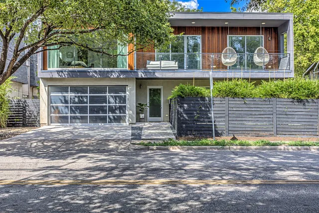 $875,000 | 104 West 45th Street, Austin, TX 78751
