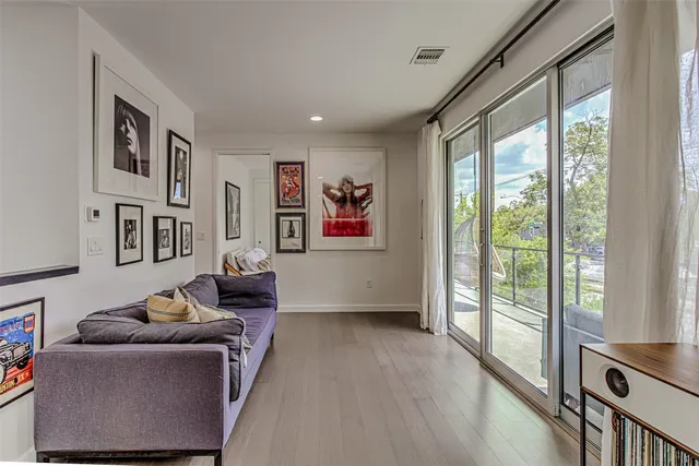 $875,000 | 104 West 45th Street, Austin, TX 78751