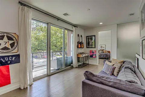 $875,000 | 104 West 45th Street, Austin, TX 78751