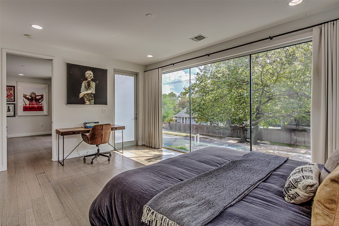 104 West 45th Street Austin, TX 78751 - Photo 21 of 39