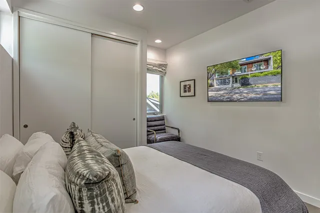 $875,000 | 104 West 45th Street, Austin, TX 78751