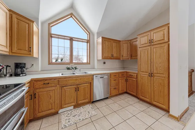 $360,000 | 613 Ash Circle, Belle Plaine, MN 56011