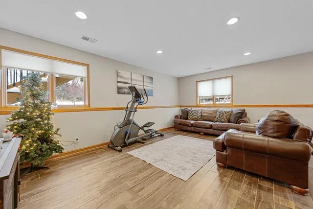 $360,000 | 613 Ash Circle, Belle Plaine, MN 56011